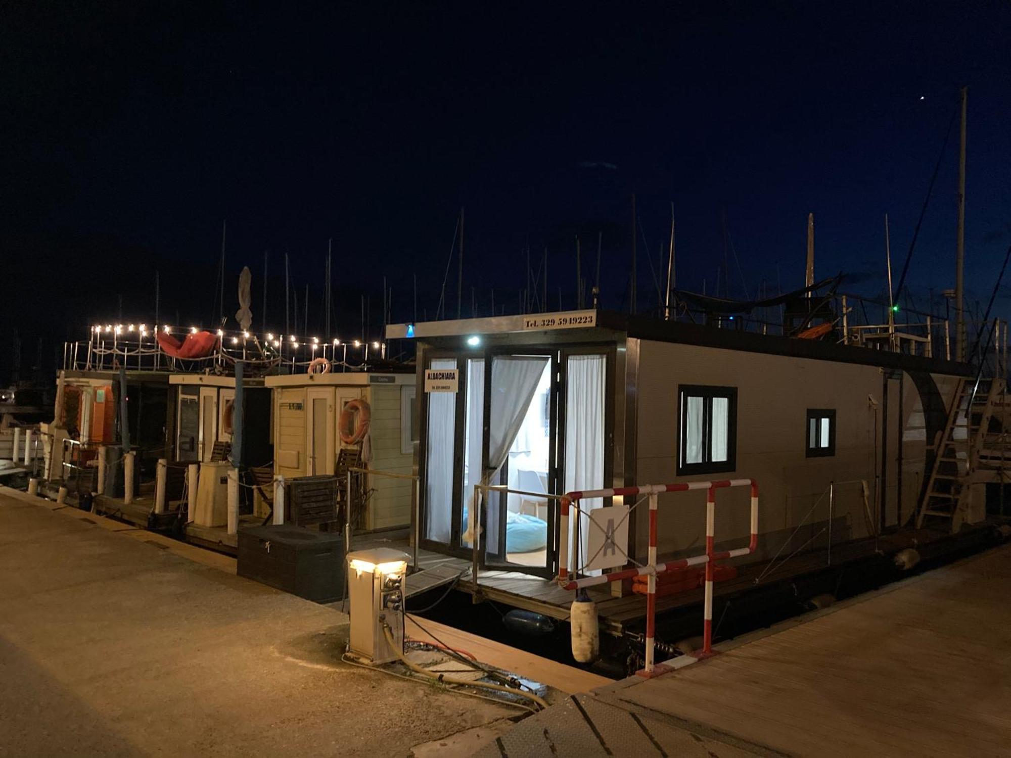 Houseboat Sardinia Suite Cagliari Buitenkant foto